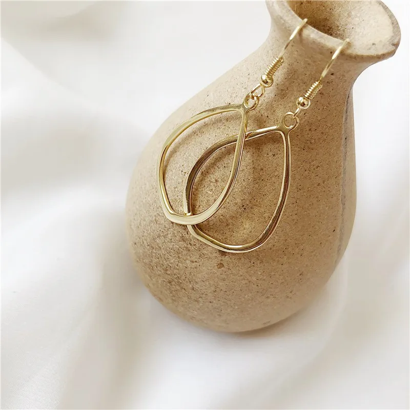 

Korea Fashion Resembles Irregular Metal Drop Earring Vintage Geometric Shape Earrings For Women Girls Ear Jewelry