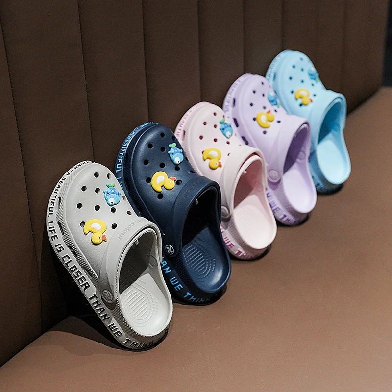 

Children's Flat Slippers Kids Summer Beach Clogs Garden Slippers Cute Crock Hole Baby Shoes Boys Casual Shoes Soft EVA Mules