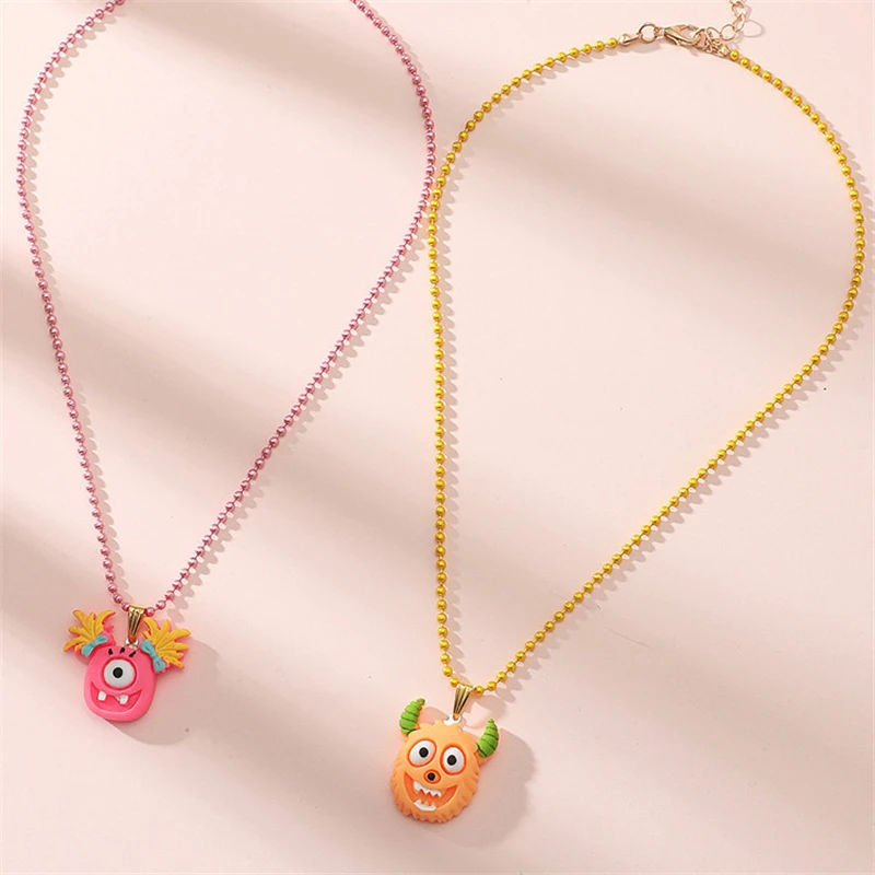

Trendy Fashion Creative Simple Design Children's Beaded Necklace Cartoon Character Pendant Cute Children's Gift Necklace