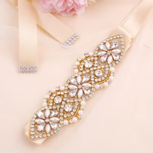 Женское свадебное платье, с золотыми жемчужинами и цветными лентами