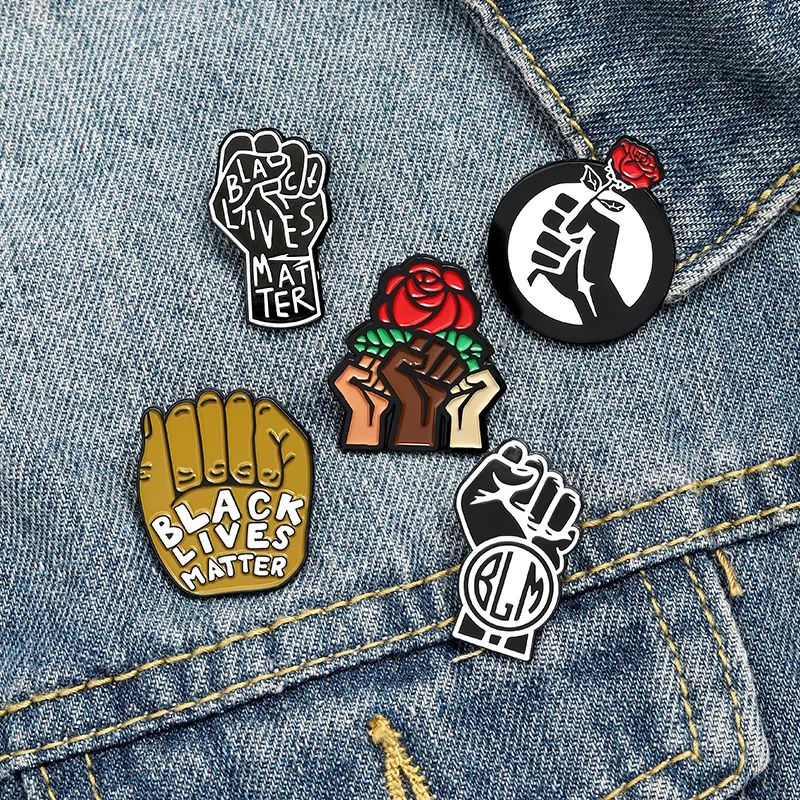 

Pines BLM Fist Rose Brooch Flower Enamel Pins Metal Brooches for Clothing Pin Woman Badges for Backpack Badge Gifts for Women