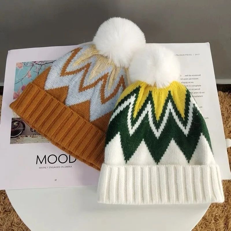 

Winter Brand Women's Plush Hats Using Natural Rabbit Fur Design Winter Women's Hats Girls' Knitted Hats Skull Thick Women's Hats