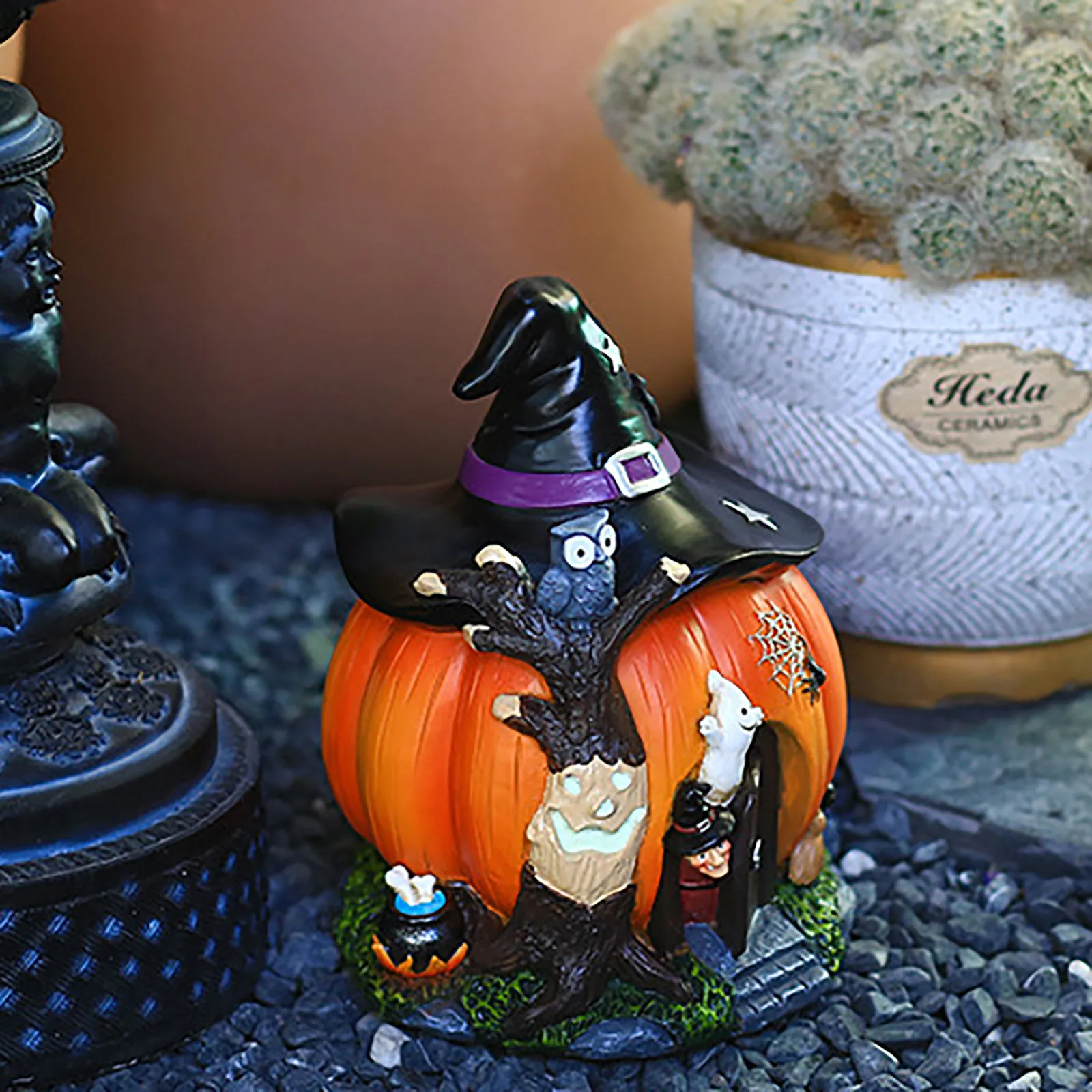 

Halloween Witch Hat Pumpkin House Ornament Luminous Resin Decoration Halloween Gift Desktop Crafts House Decor Sculpture