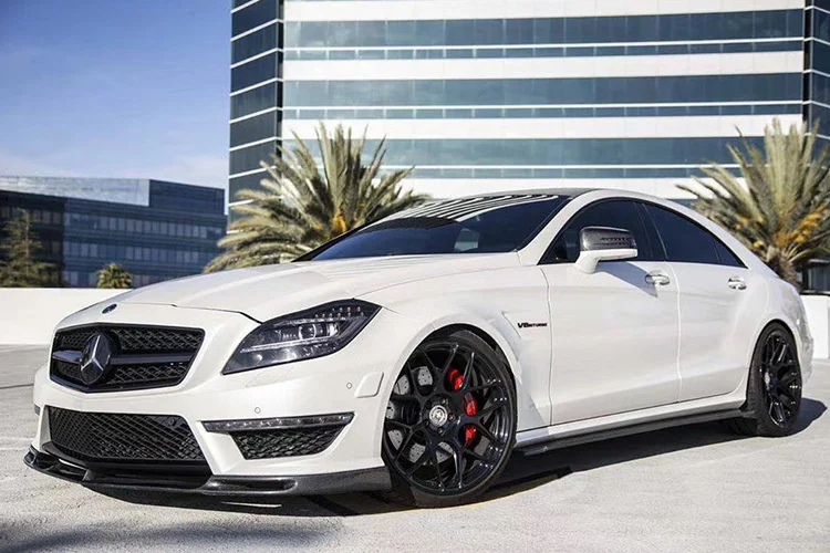 

Маленький спойлер для Benz W218 Cls63amg, v посылка зная Передняя лопата, задний спойлер из углеродного волокна