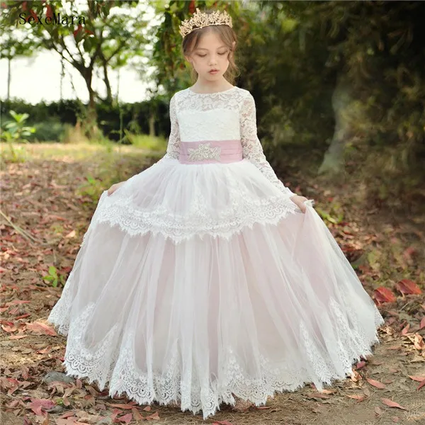 Бежевое кружевное ТРАПЕЦИЕВИДНОЕ ПЛАТЬЕ с цветочным принтом для свадебной