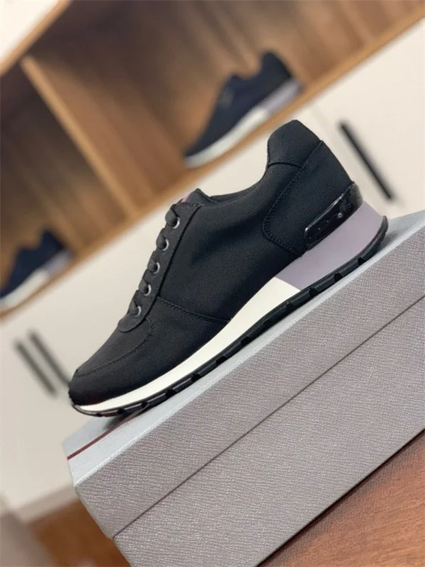 

Brand Sneakers Chaussure Cloudbust Casual Design Female Shoes Lace-Up Men Shoes Mixed Color Zapatillas Mujer Platform Shoes