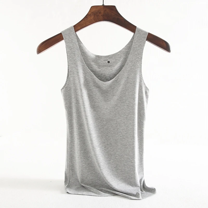 Женская футболка без рукавов с круглым вырезом универсальная базовая черного