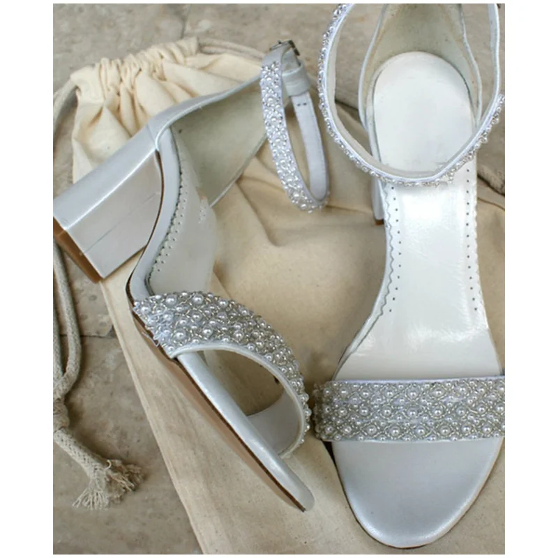 Сандалии женские на высоком каблуке роскошные босоножки с кристаллами и