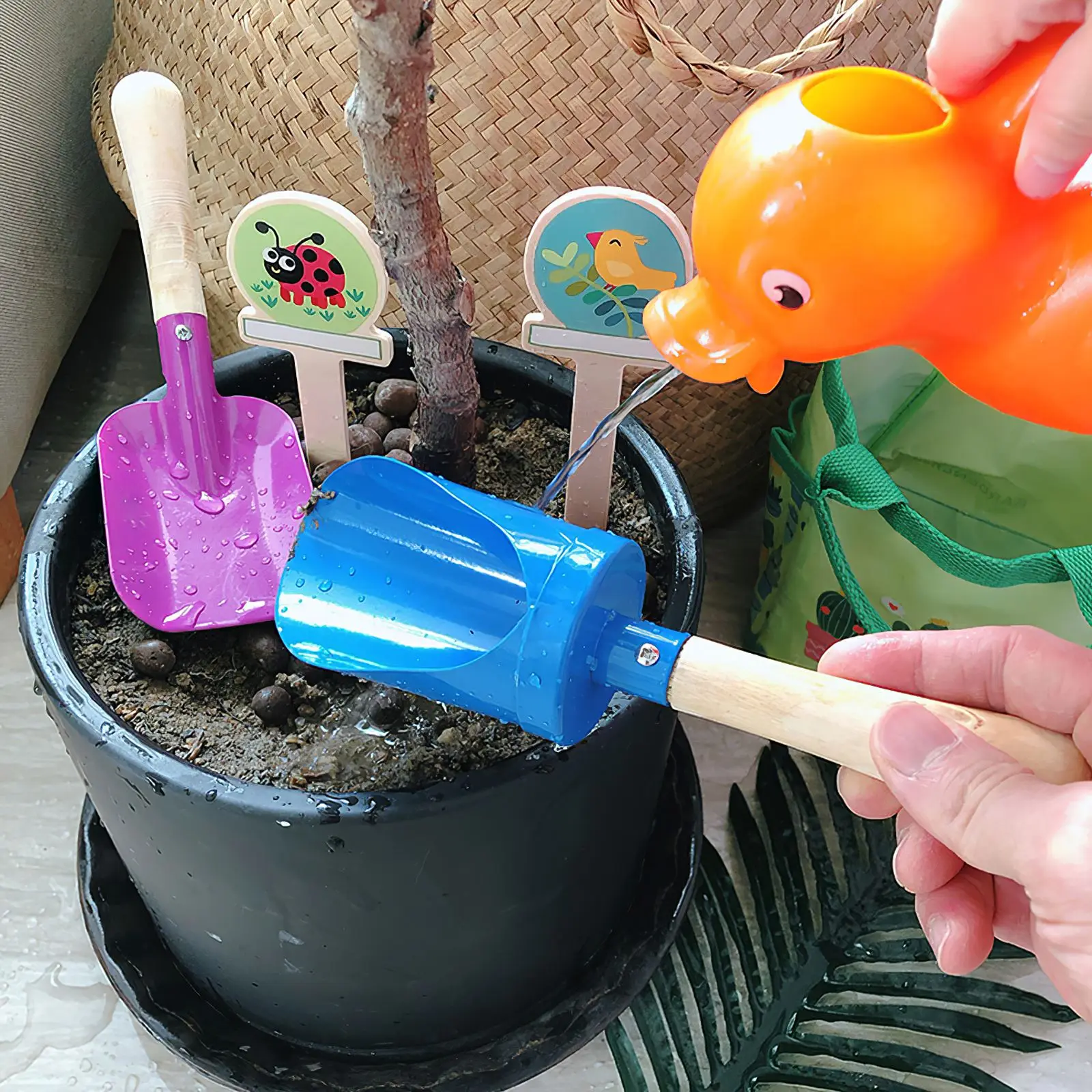 

Nine Pieces Play Abundant Accessories Sand Outdoor Tool Bag Set Uses Rich Color Matching Children Sand Shovel Beach Toy