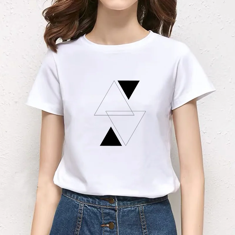 

Triangle Theme Print Women T Shirt Casual Funny Tshirts O-Neck Aesthetics TShirt Short Sleeve Streetwear Funny Anime Tops tee