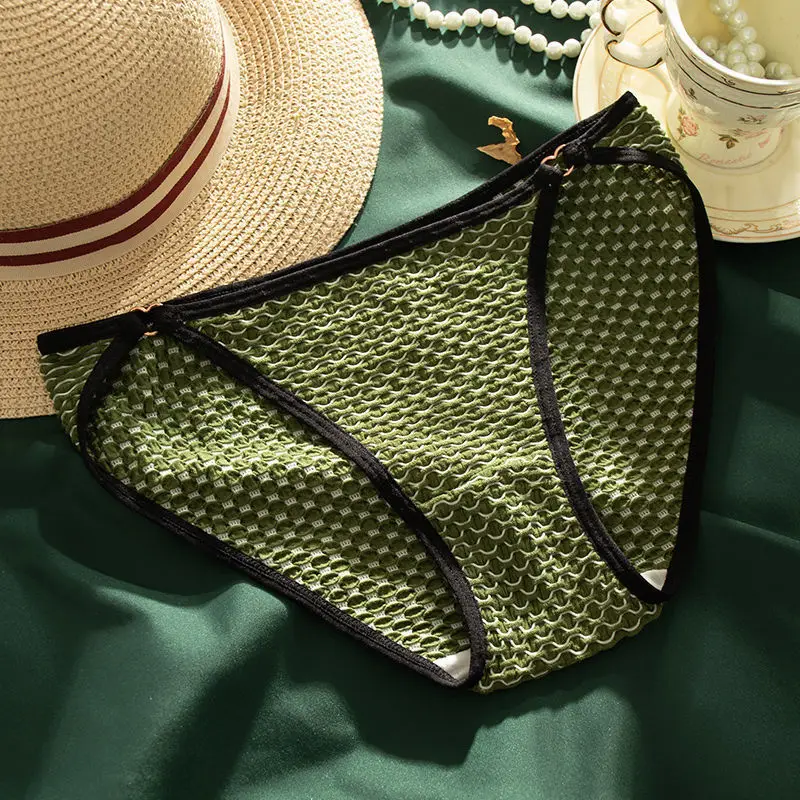 

2021 New Underpants Girl's Thong Women's Cotton Panties Sexy Snake Soft Briefs Mid Waist Women's Comfort Underwear Sexy Lingerie