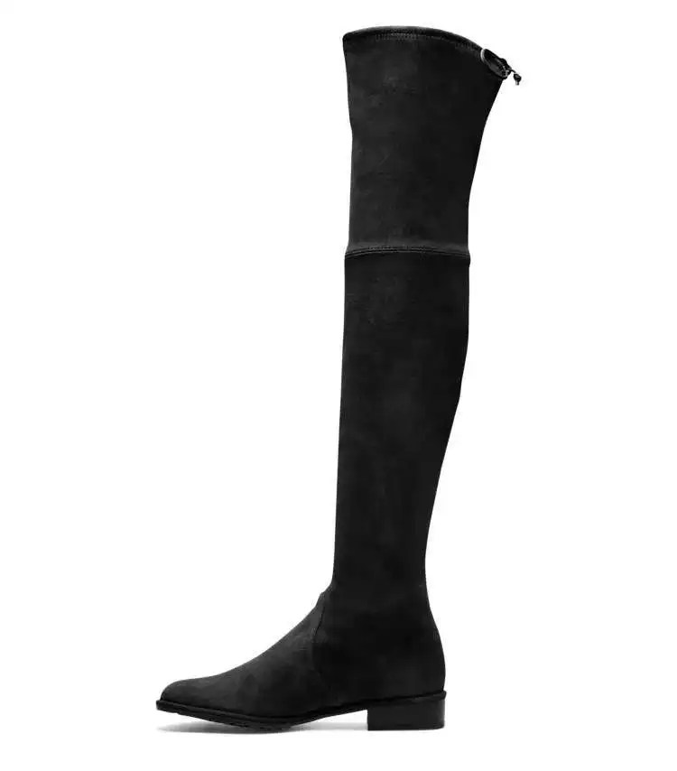 

In the Fall and Winter of 2021 Female Boots Round Head thick With Fat Boots, Their Elasticity