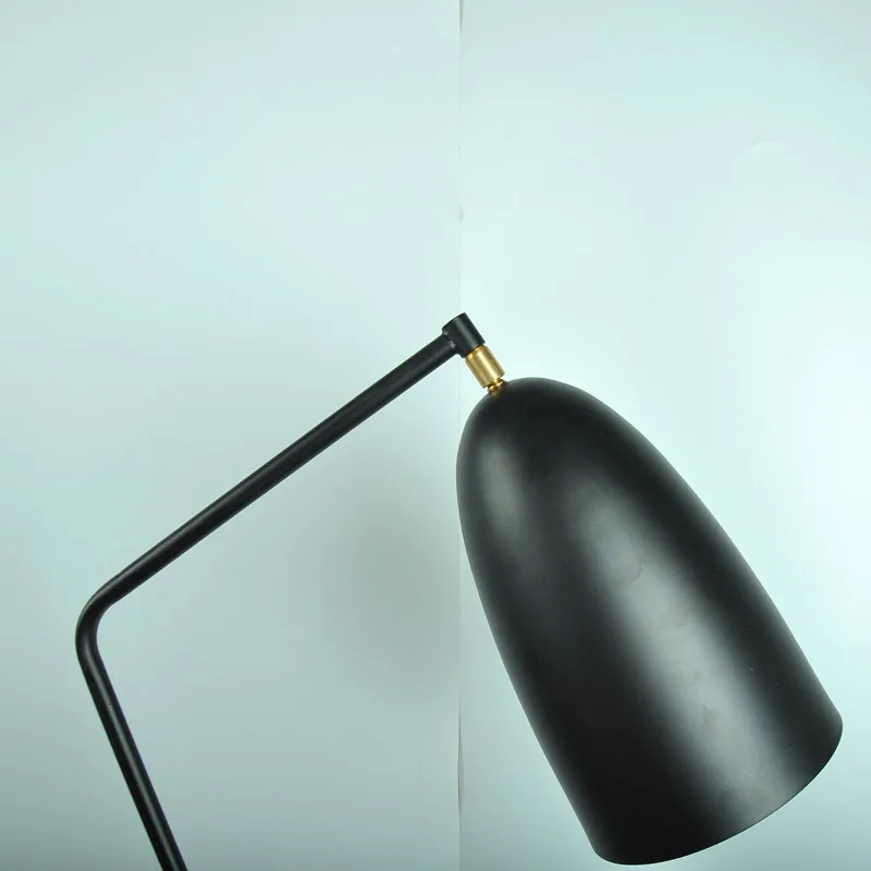 Напольный светильник в скандинавском стиле стоячий для гостиной спальни кофейни