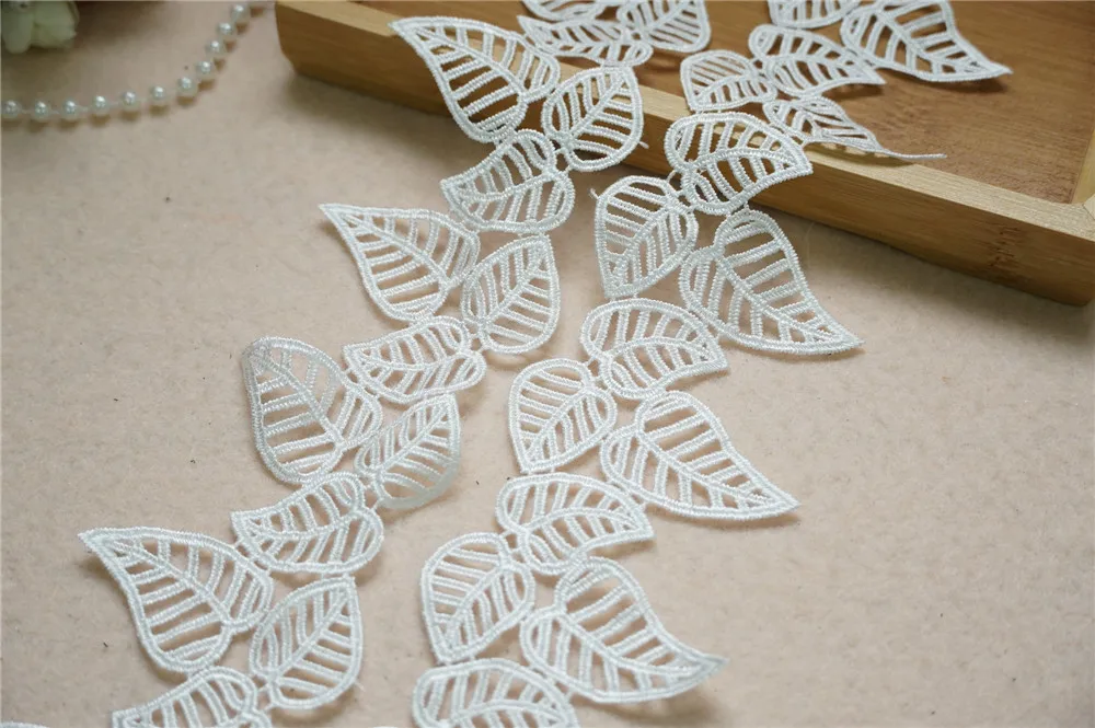 4 Ярда белая Венецианская кружевная лента с вышитыми листьями для рукоделия