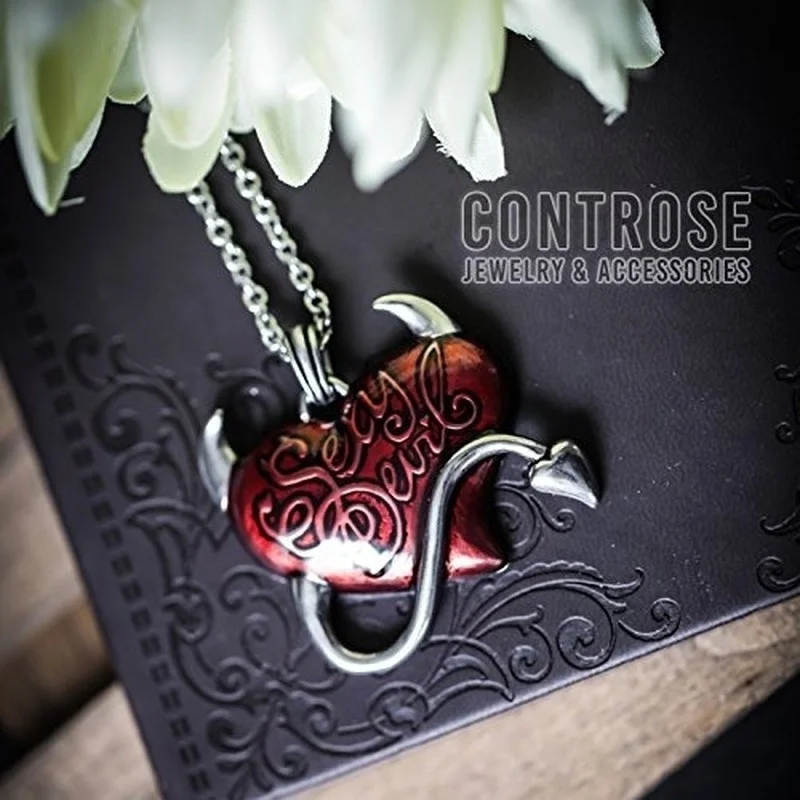 

Classic retro style fashion creative devil red heart necklace female gothic charm accessories pendant jewelry gift wholesale