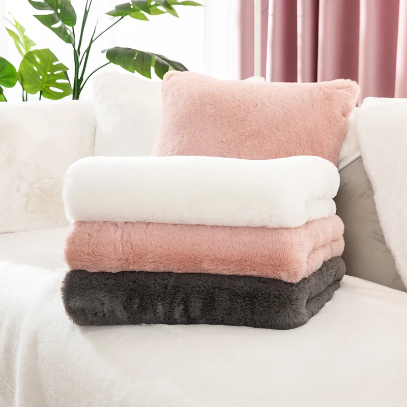 

Популярный современный европейский высококачественный роскошный плотный плюшевый чехол для дивана однотонный приятный на ощупь коврик дл...