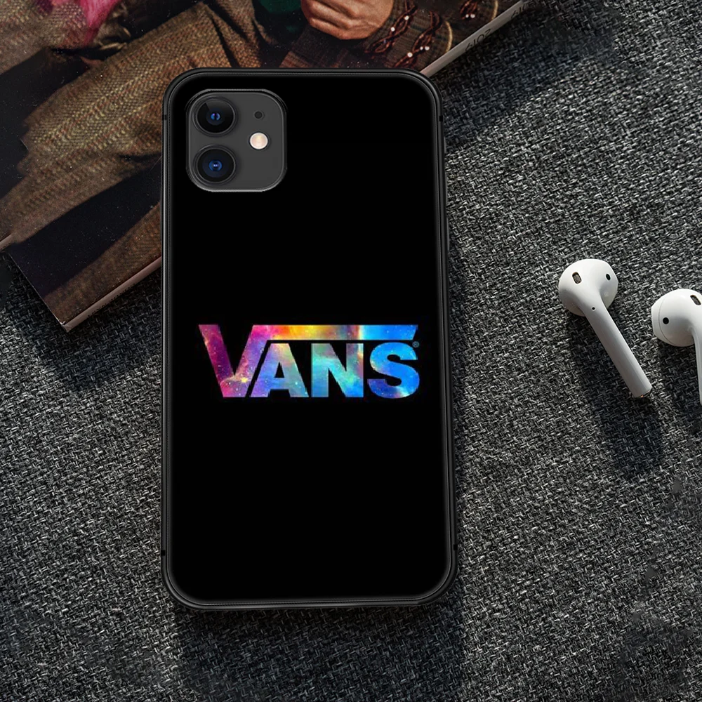 

American fashion brand vans Phone Case Cover Hull For iphone 5 5s se 2020 6 6s 7 8 12 mini plus X XS XR 11 PRO MAX black Back