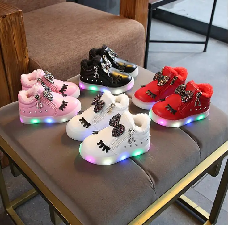 Брендовые светящиеся ботинки для девочек со светодиодной подсветкой кроссовки