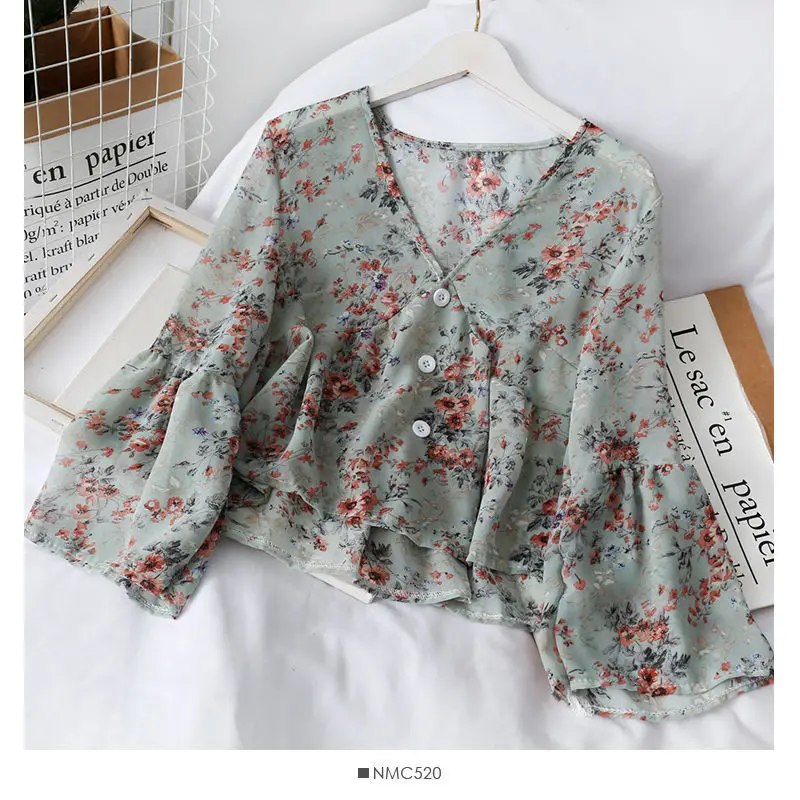 

Small fresh floral V-neck trumpet Sleeve Chiffon shirt women's new spring breasted skirt baby shirt