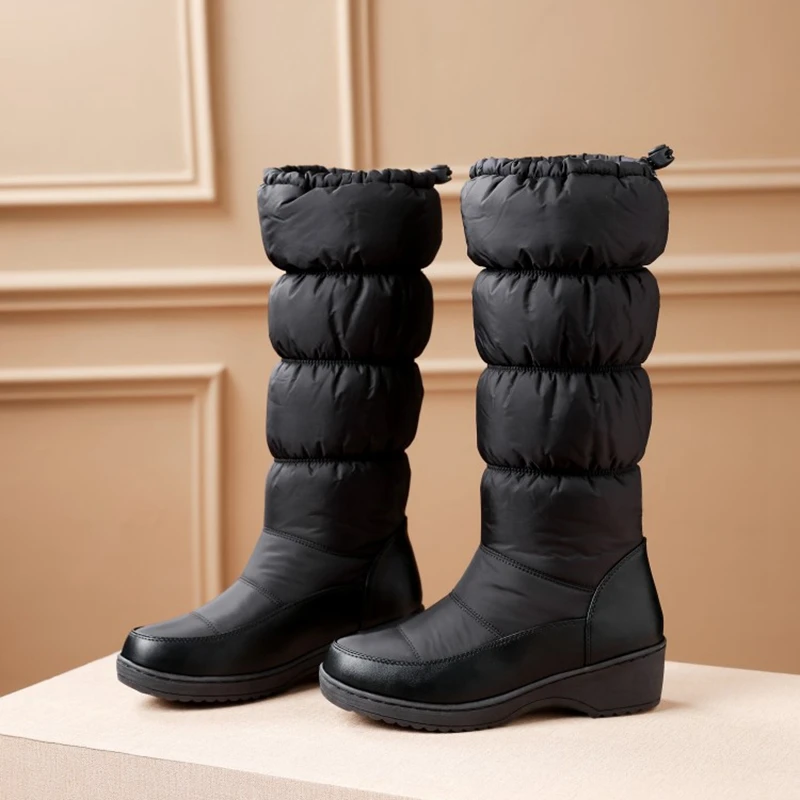REAVE CAT/Большие размеры 35-44, новинка г. Модные женские ботинки теплые зимние ботинки на пуху зимние сапоги до середины икры на толстом меху Размеры 35-44, whit