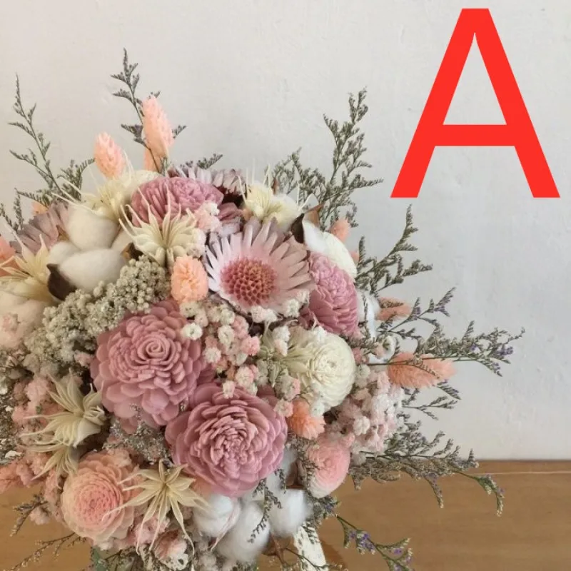 

Weddings and important occasions / Wedding accessories / Bridal bouquets M44981