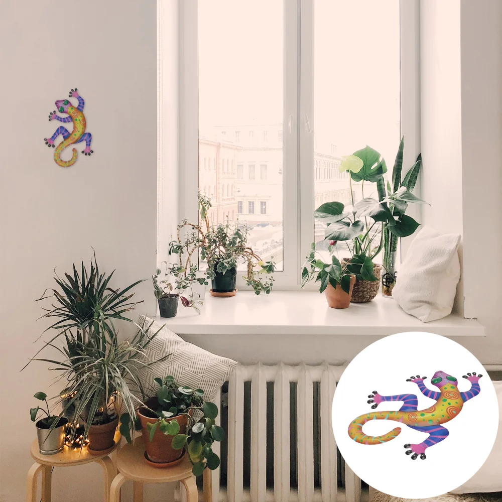 

1Pc Iron Wall Pendant Home Household Background Decor Unique Gecko Adornment