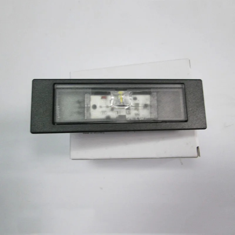 

Светильник для заднего номерного знака 63267193293 для BMW E90 E92 E93 F30 F35 X1 E84 328xi 328i 335xi 335i 2004-2012