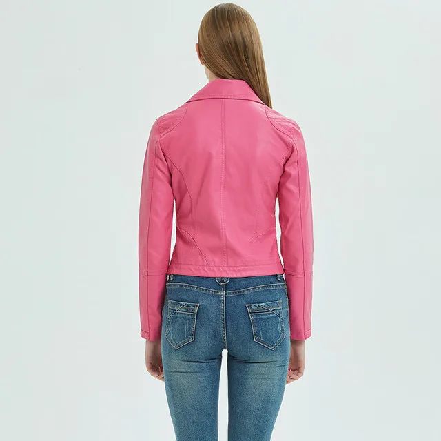 Женская короткая приталенная куртка из ПУ кожи черная или красная Повседневная