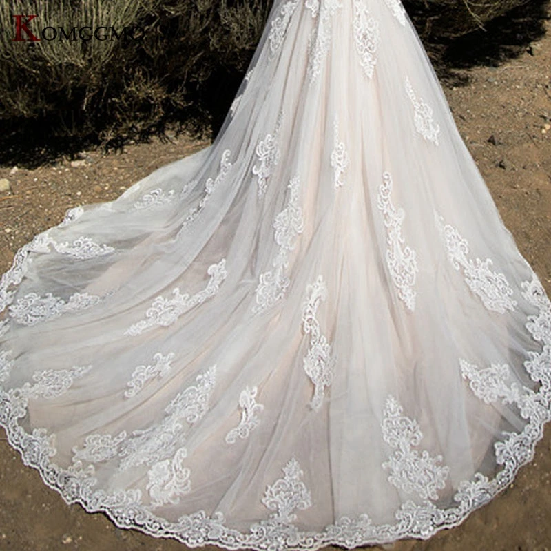 

Custom Made Sweetheart Neck Full Sleeve Bridal Gown Elegant Button Embroidery Appliques Tulle Chapel Train Mermaid Wedding Dress