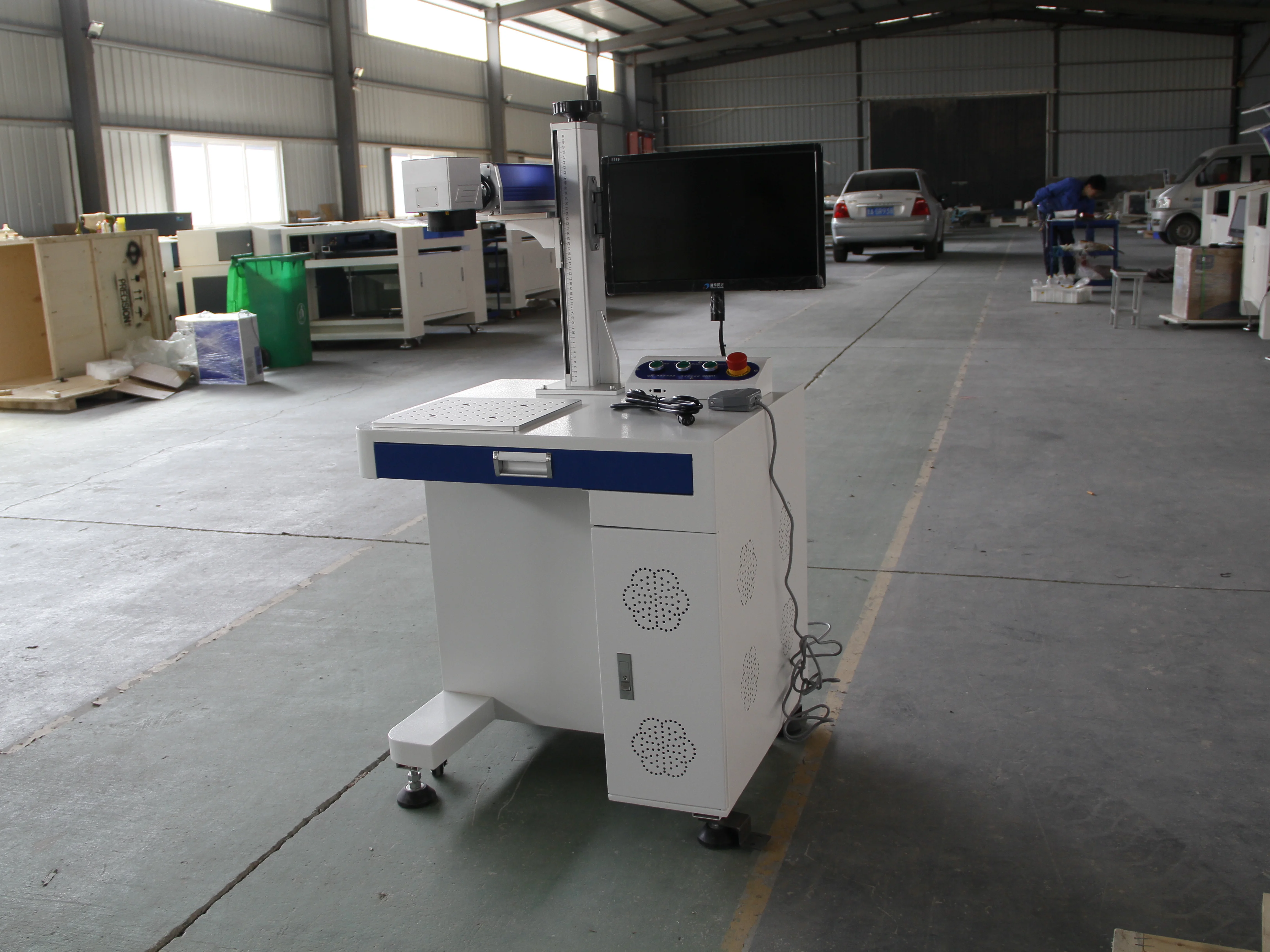 Raycus 20 Вт 30 50 волоконная лазерная маркировочная машина используемая для