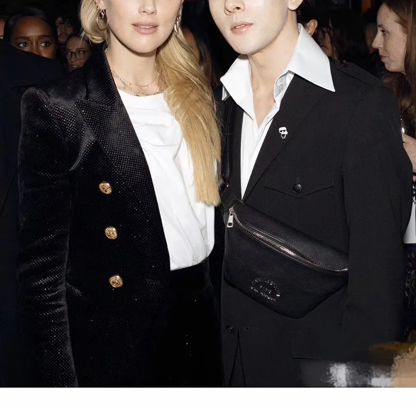 Высокое качество! Черный двубортный бархатный пиджак с золотыми пуговицами в