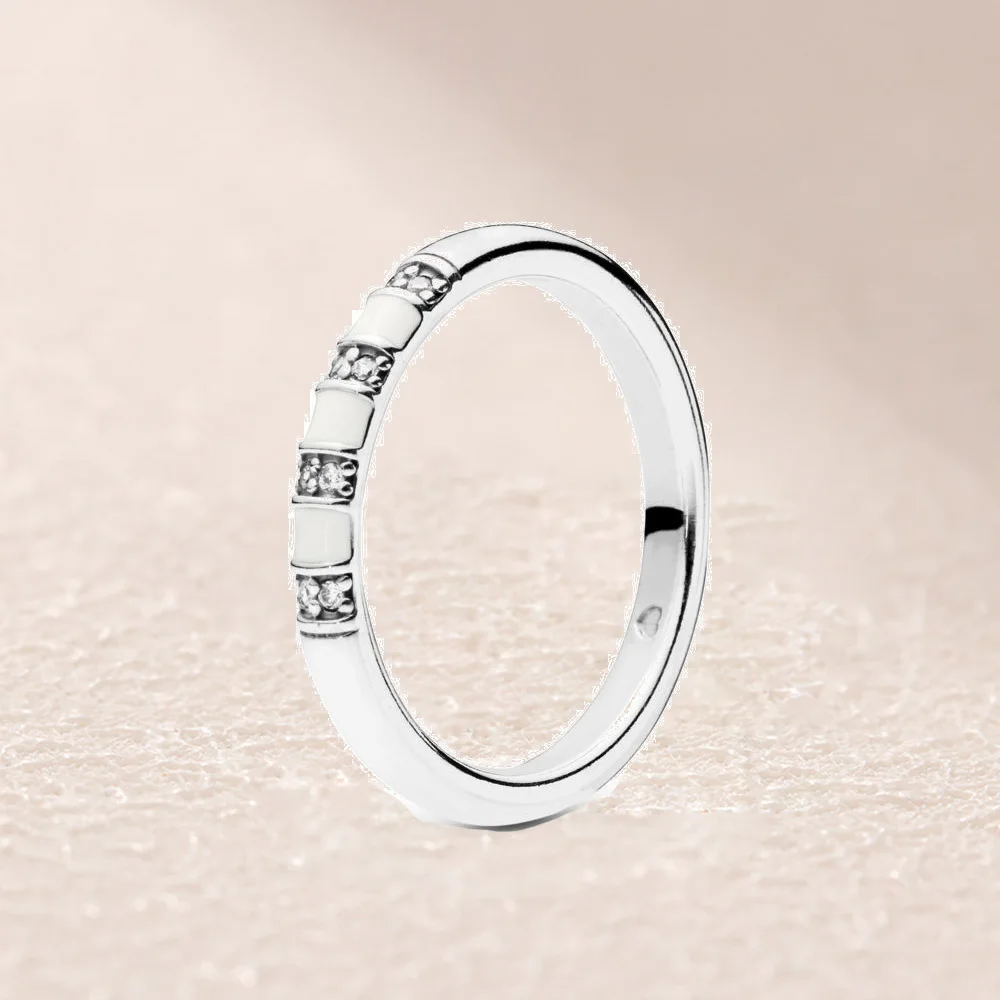 

198052CZ Stones and Stripes Ring