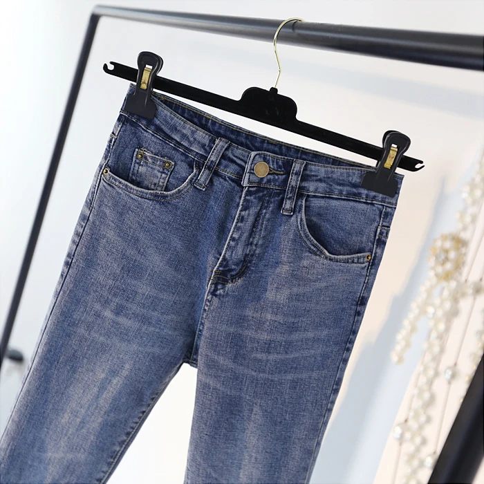 Расклешенные женские джинсы с высокой талией новый весенний