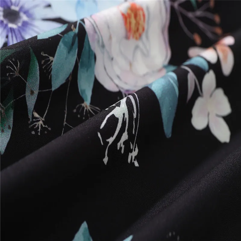 

Dark Icon Floral Hawaiian Shirt Men Short Sleeved Holiday Beach Shirts for Men Casual Shirts for Man Black White