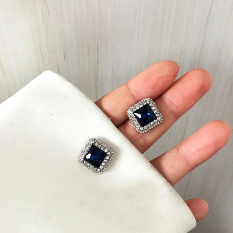 

Fashion Blue Square Zircon Stud Earrings for Women Present Gift Blue Crystal Bijoux for Girl Earirngs Oorbellen Small Earrings