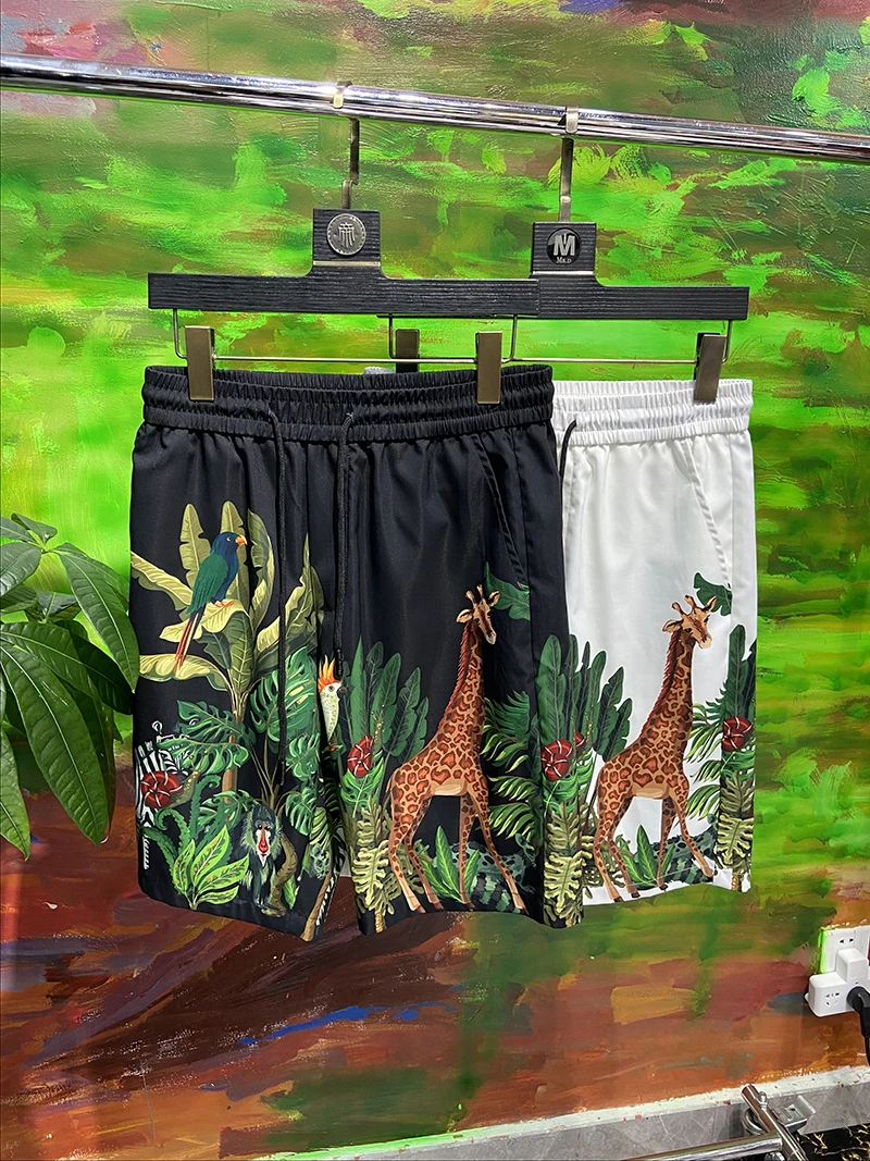 

fashion brand 2020 New men's shorts hot leisure beach shorts high quality leggings elastic waist
