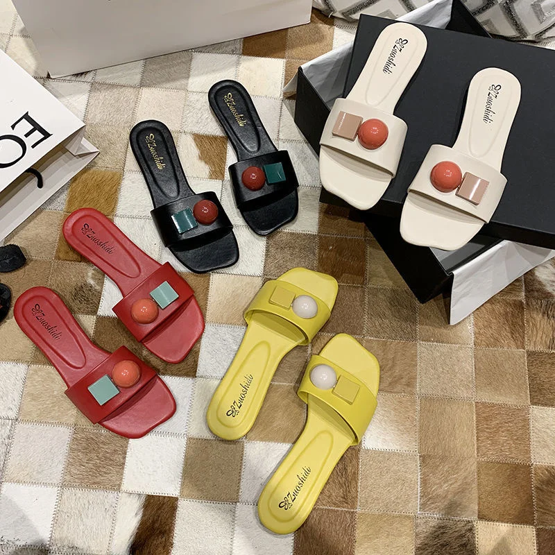 

Net red slippers for lady Xia to wear fashionable flat bottomed flip flops new versatile anti slip soft bottomed sandals