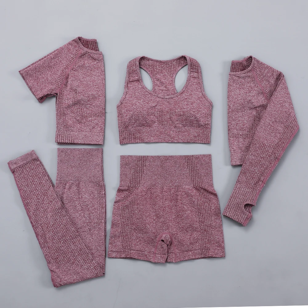 

Sportswear & Accessories