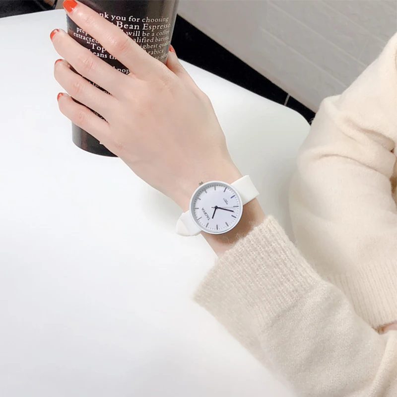 

Nice Pop Vogue Women's Watches Ins Trend Candy Color Wrist Watch Korean Silicone Jelly Watch Clock Gifts for Women