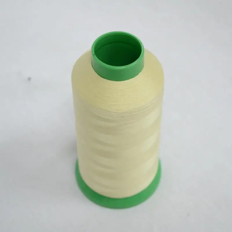 Light Yellow 1 рулон нейлоновая вышивка нить для шитья 1000 ярдов Катушка светится в темноте швейная машина Швейные аксессуары ручной работы - Цвет: Light Yellow