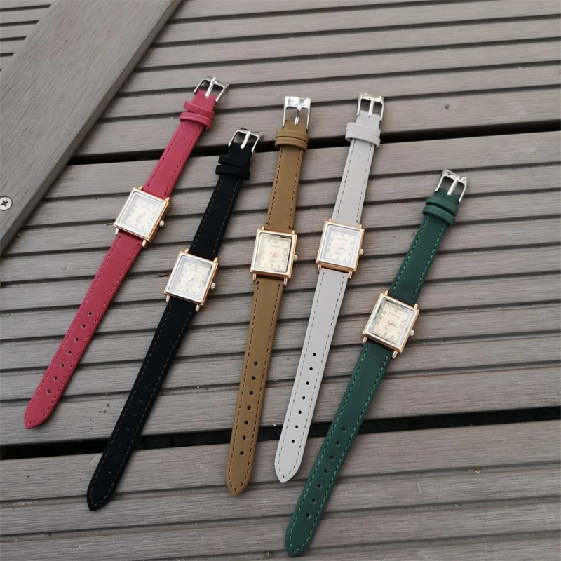 

Vintage Leather Women Watches Luxury Fashion Square Design Ladies Wristwatches Casual Small Female Quartz Clock Zegarek Damski