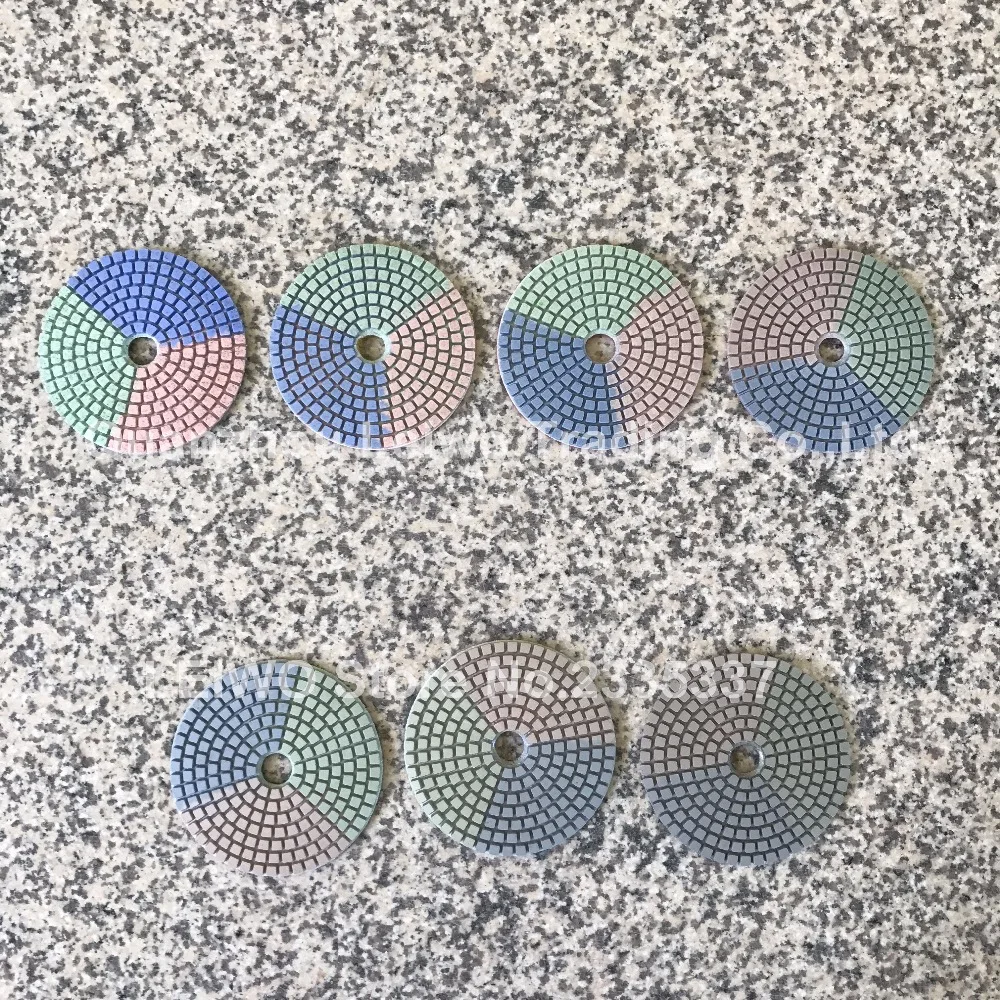 Алмазные полировальные прокладки 4 дюйма три цвета секторы для полировки гранита
