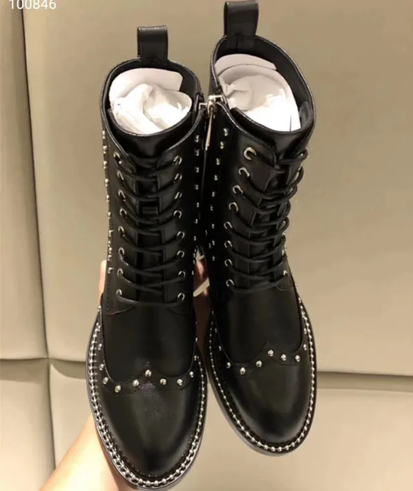 Роскошные Брендовые женские ботильоны Модные Ботинки martin с заклепками черные