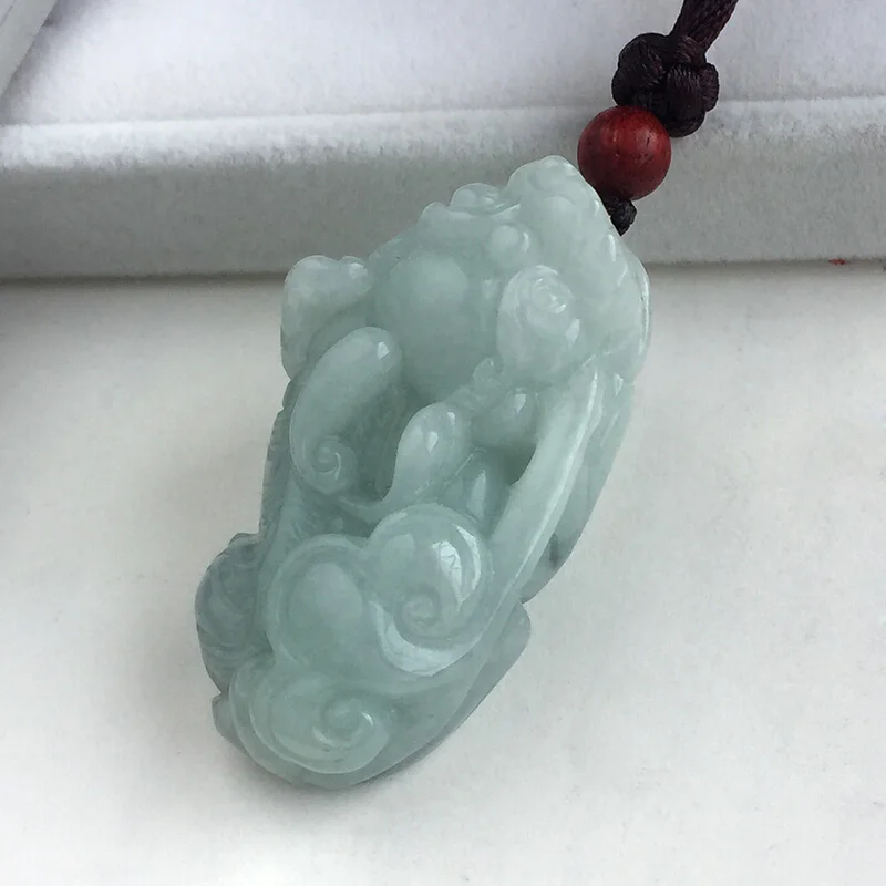 Подвеска с изображением драгоценных войск из Бирмы драгоценный камень