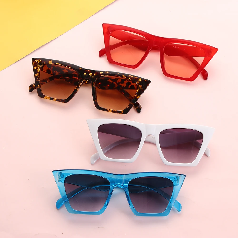 Солнцезащитные очки женские квадратные с защитой UV400 | Аксессуары для одежды