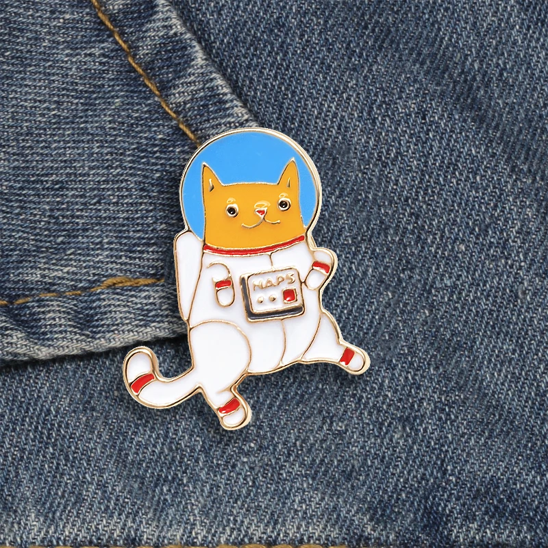 Значки на лацкан В креативном космосе астронавт кот собака животные броши для