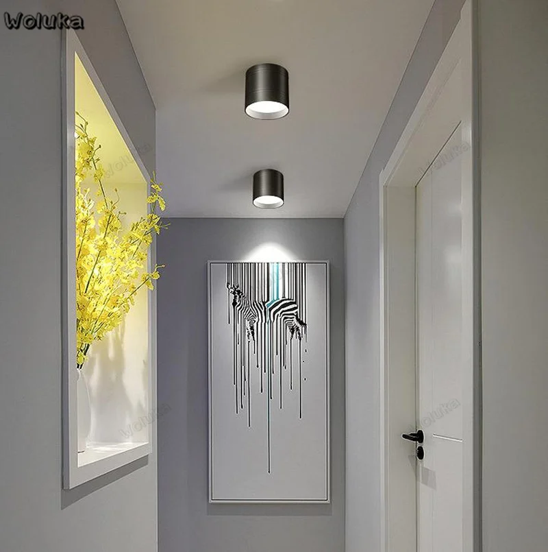 Светодиодный противотуманный светильник с поверхностным креплением черный