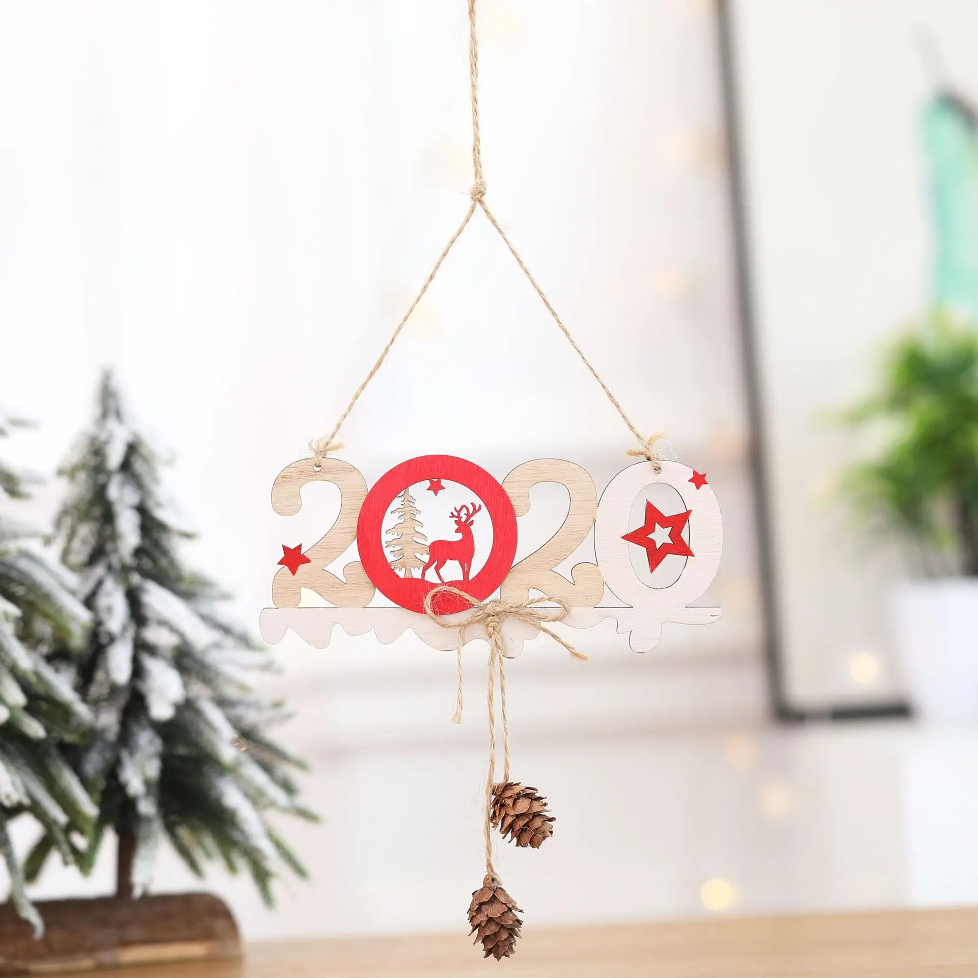 Новогодние подвесные украшения рождественские деревянные для окна двери дерева