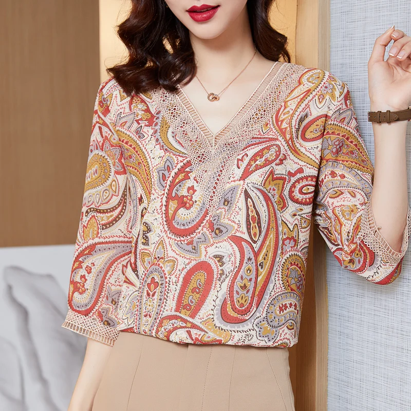 

Summer Women's Shirts Silk Print Floral Blouses for Women Three Quarter Sleeve Tops Women V-neck Clothing Female Basic Shirt OL