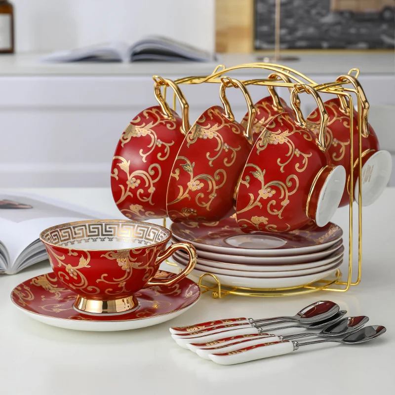

Luxury Nordic Cup Handmade High Quality Ceramic Creative Saucer Spoon Set Gold Cup Tazas De Cafe Kitchen Drinkware DB60BD